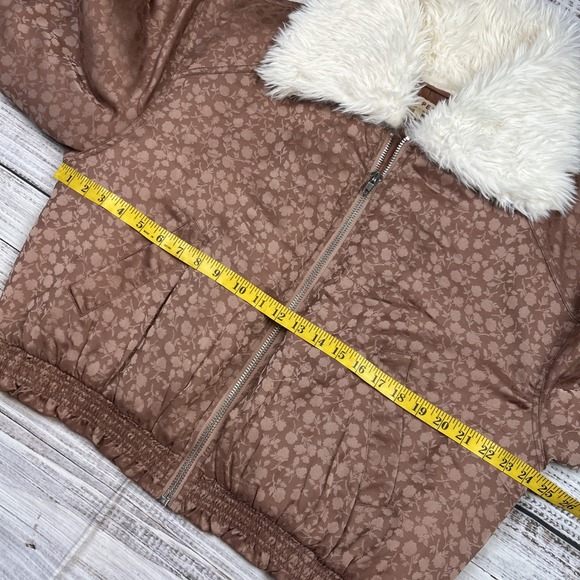 NWT Free People Puffer Jacket Crafted Floral Faux Fur Collar Bomber Sz Large - Picture 6 of 12